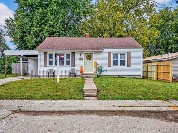 721 Pershing Street , Seymour, IN 47274