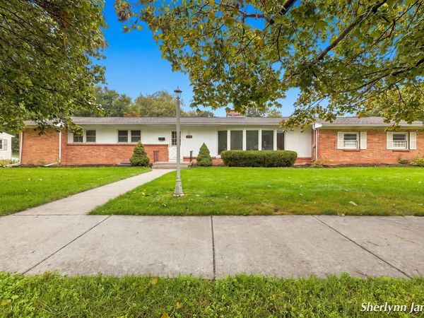 2714 Brooklane Avenue SE, Grand Rapids, MI 49507