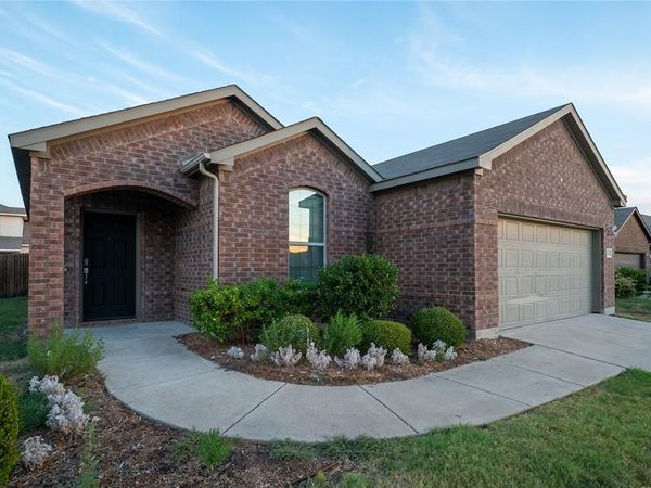 1004 Alexa Drive, Forney, TX 75126