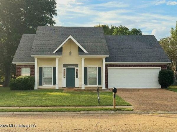 435 Madison Oaks Drive, Madison, MS 39110