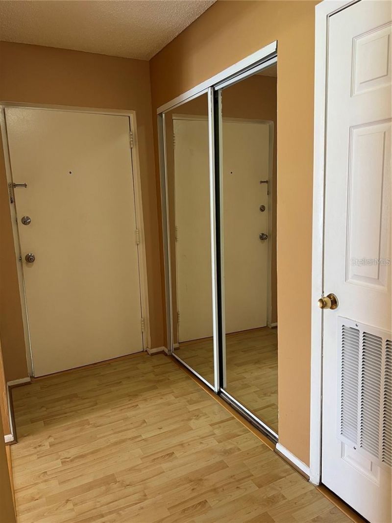 8542 10th Street N, Unit C, Saint Petersburg, FL 33702 Photo