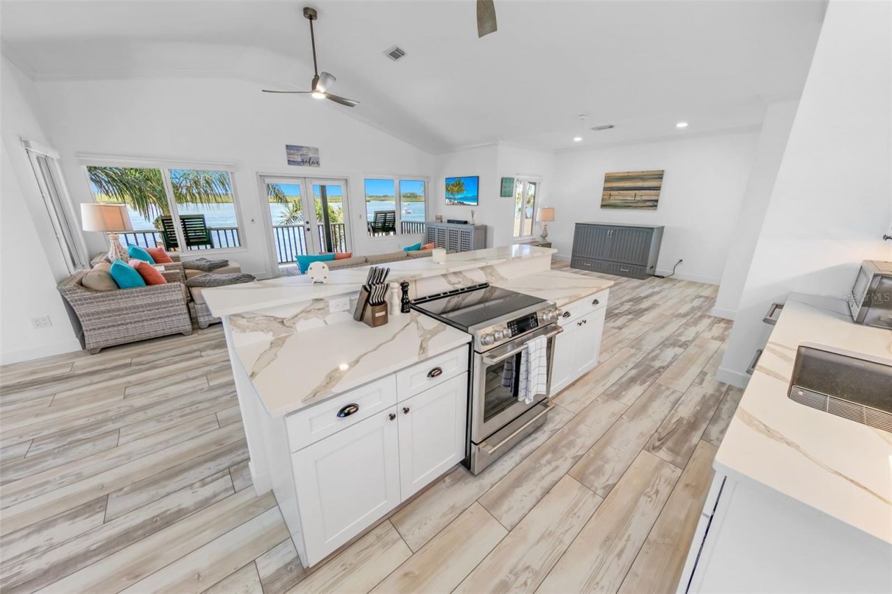 4818 S Peninsula Drive, Ponce Inlet, FL 32127 Photo