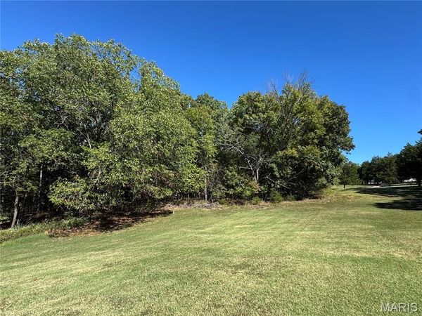 5910 Greenwood Drive , Hillsboro, MO 63050