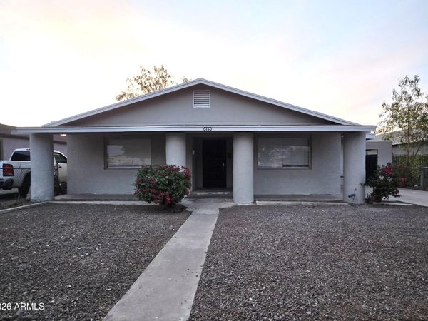 6725 N 55TH Avenue, Glendale, AZ 85301