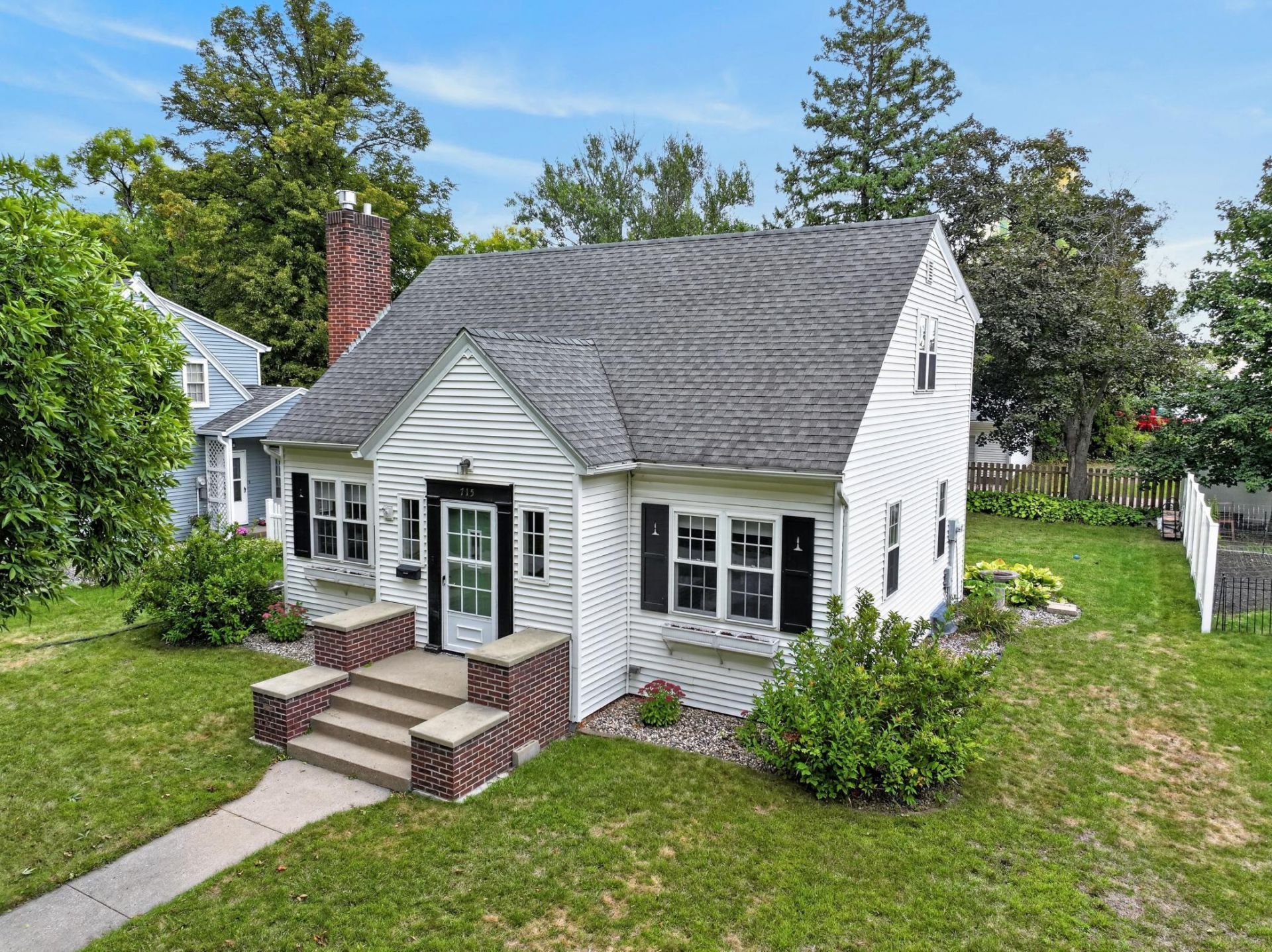 715 Maple Street, Alexandria, MN 56308 Main Photo