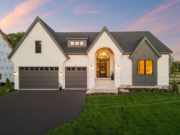 730 Ensconced Way , Chaska, MN 55318