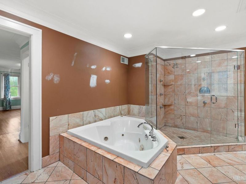 3551 Holly Ln, Cincinnati, OH 45208 Photo 22