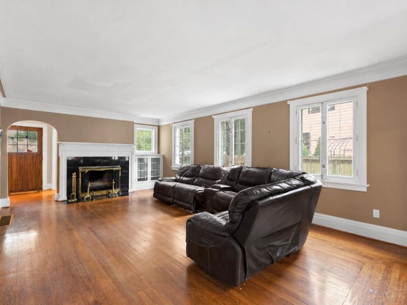3551 Holly Ln, Cincinnati, OH 45208 Photo 7