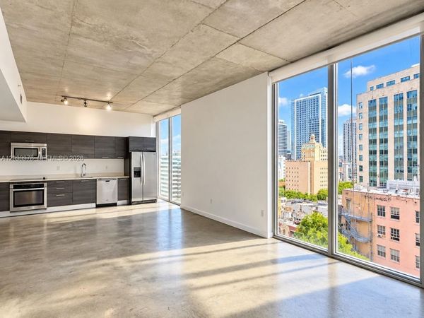 151 SE 1st St , Unit 1202, Miami, FL 33131