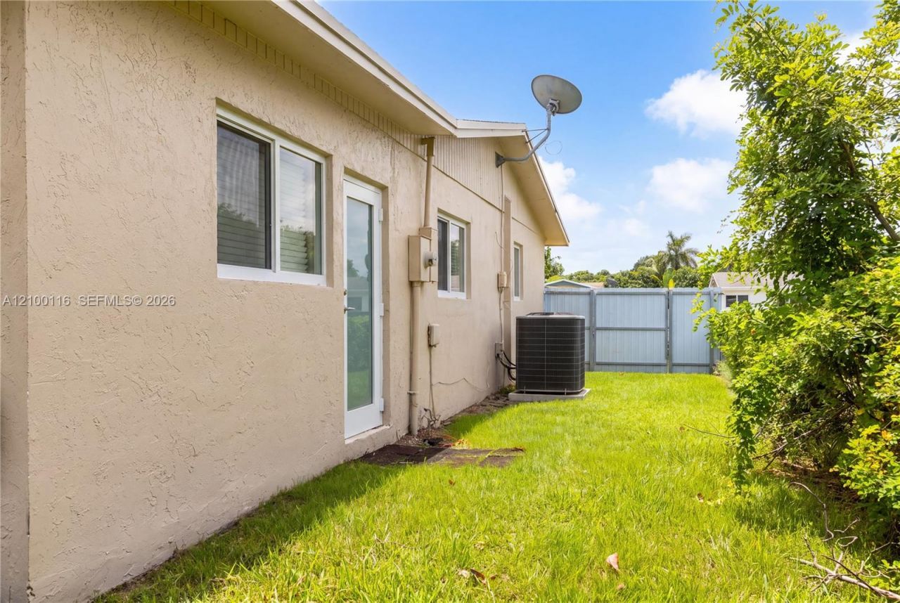 14311 SW 289th St, Homestead, FL 33033 Photo