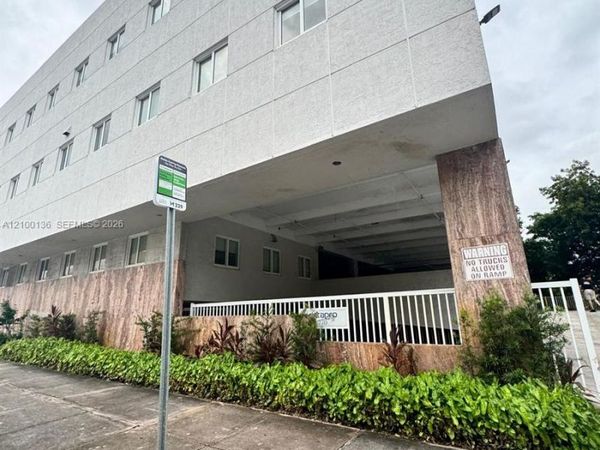 770 Ponce De Leon Blvd , Unit 2nd Floor, Coral Gables, FL 33134