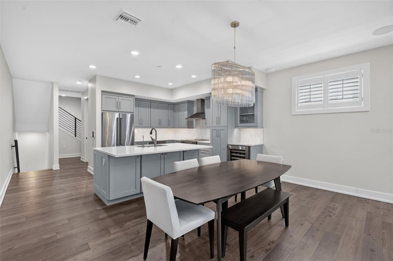 536 4th Avenue S, Unit 2, Saint Petersburg, FL 33701 Photo