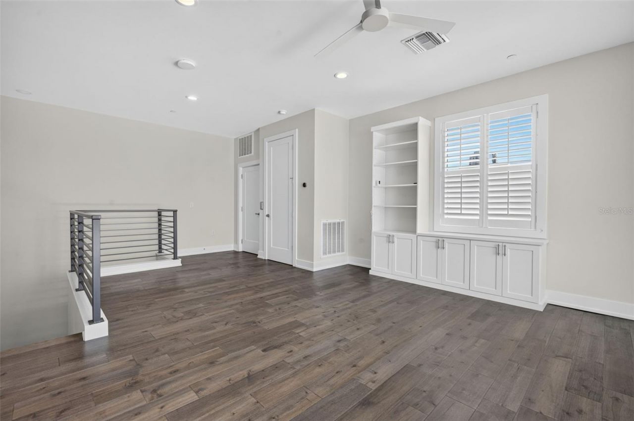 536 4th Avenue S, Unit 2, Saint Petersburg, FL 33701 Photo