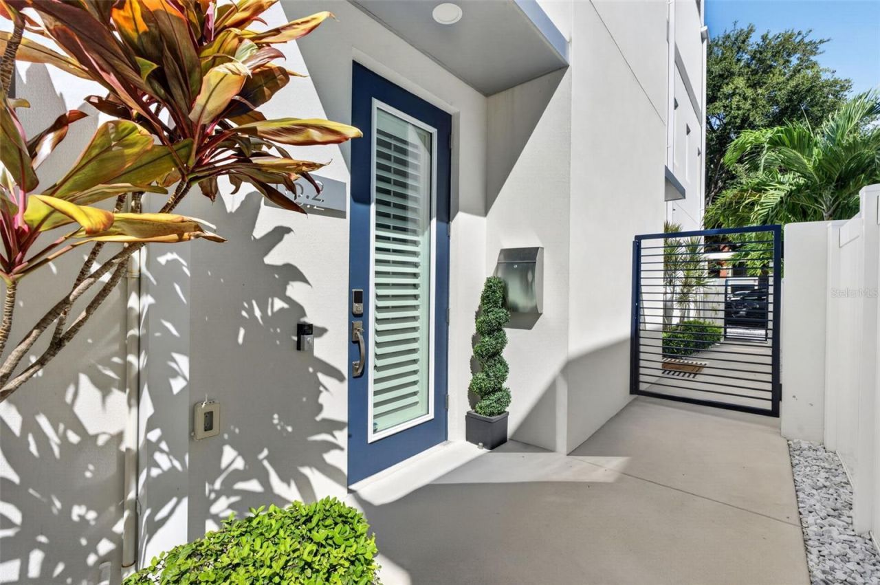 536 4th Avenue S, Unit 2, Saint Petersburg, FL 33701 Photo