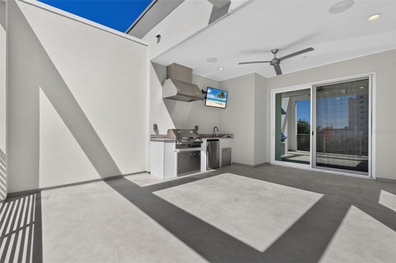 536 4th Avenue S, Unit 2, Saint Petersburg, FL 33701 Photo