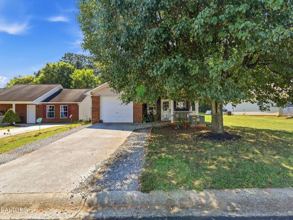 2549 Sportsmans Way, Sevierville, TN 37876