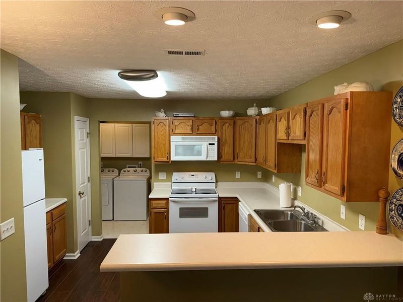 4000 Twin Lakes Circle, Englewood, OH 45315 Photo 23