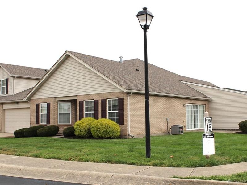 4000 Twin Lakes Circle, Englewood, OH 45315 Photo 3