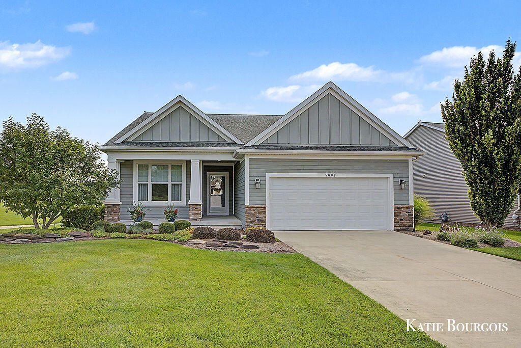 5608 Stony View Drive Ne, Unit 21, Belmont, MI 49306 Main Photo