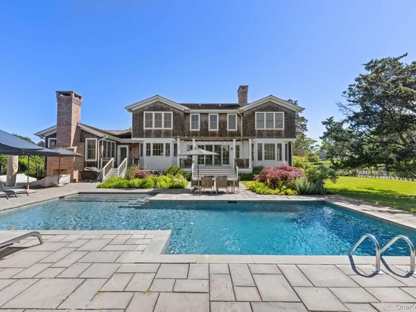 73 Beach Lane, Westhampton Beach, NY 11978