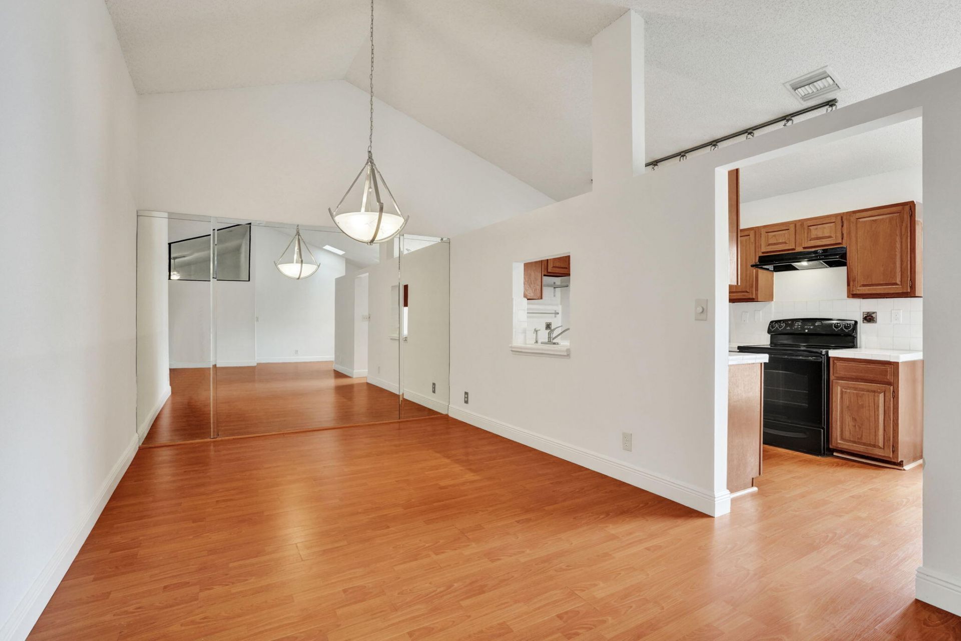 2001 Maplewood Drive, Coral Springs, FL 33071 Photo