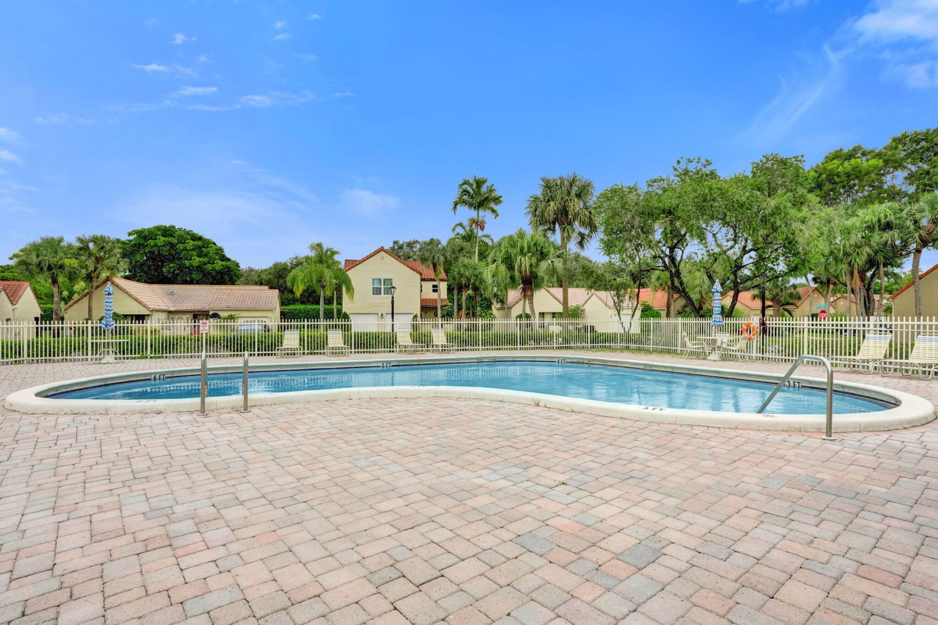 2001 Maplewood Drive, Coral Springs, FL 33071 Photo