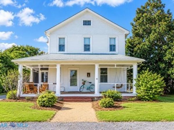 38 Grace Street, North, VA 23128