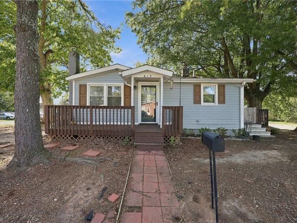 413 New Street , Kernersville, NC 27284