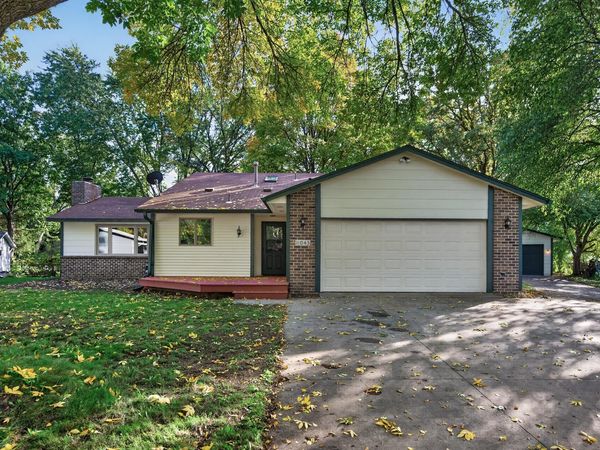 11043 98th Place N, Maple Grove, MN 55369