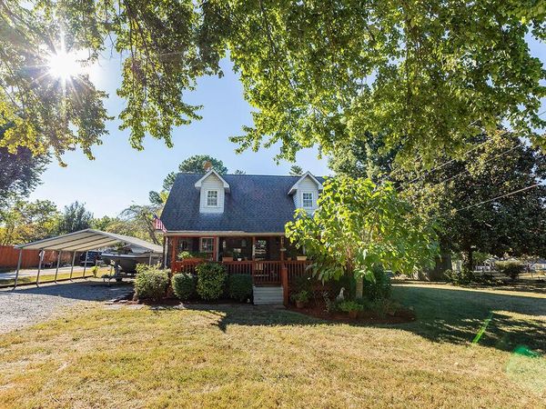207 Oriole Drive, Mcminnville, TN 37110
