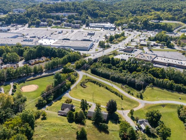 2925 Leslie LN SW, Unit 2925, 2931, Roanoke, VA 24018