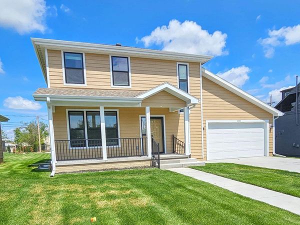 2420 Patrick Avenue, Omaha, NE 68111