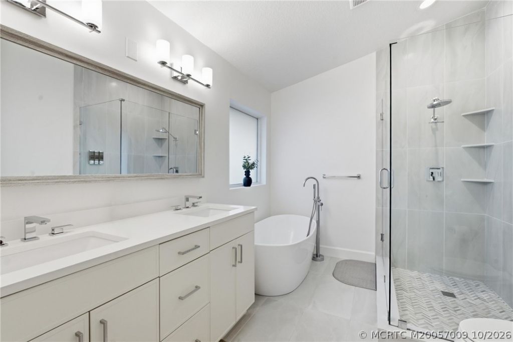 1705 Bayshore Drive , Fort Pierce, FL 34949 Photo