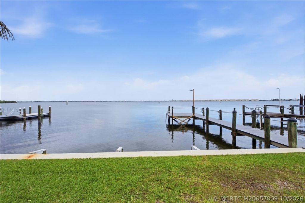 1705 Bayshore Drive , Fort Pierce, FL 34949 Photo