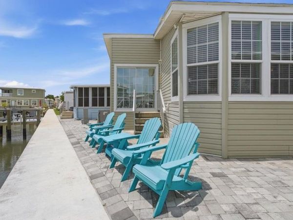166 NETTLES Boulevard, Jensen Beach, FL 34957