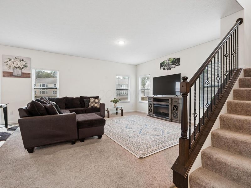 849 Saddle Avenue , Pataskala, OH 43062 Photo 5