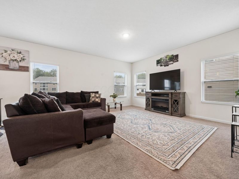 849 Saddle Avenue , Pataskala, OH 43062 Photo 6
