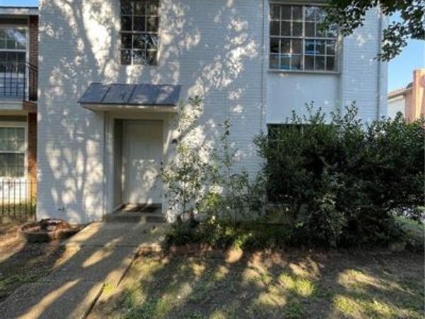 7701 CONCORD Place , New Orleans, LA 70126