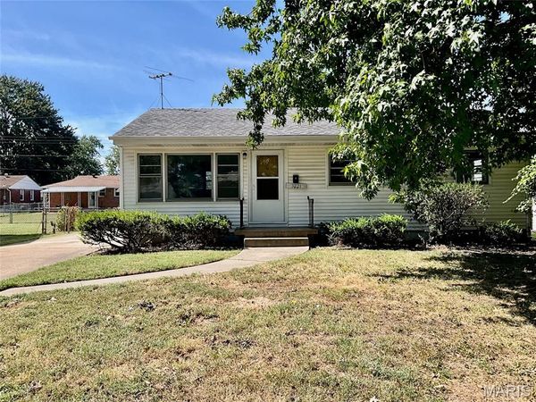 3221 Aubrey Avenue, Granite City, IL 62040