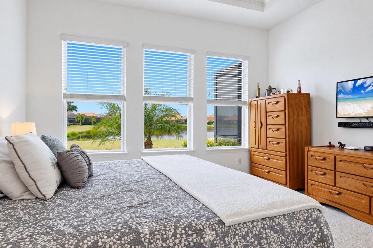 10018 Marbella Drive, Bradenton, FL 34211 Photo