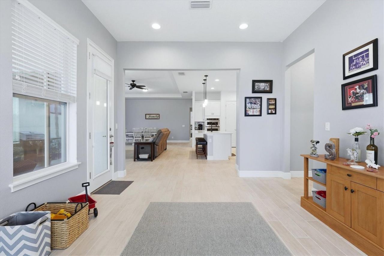 10018 Marbella Drive, Bradenton, FL 34211 Photo