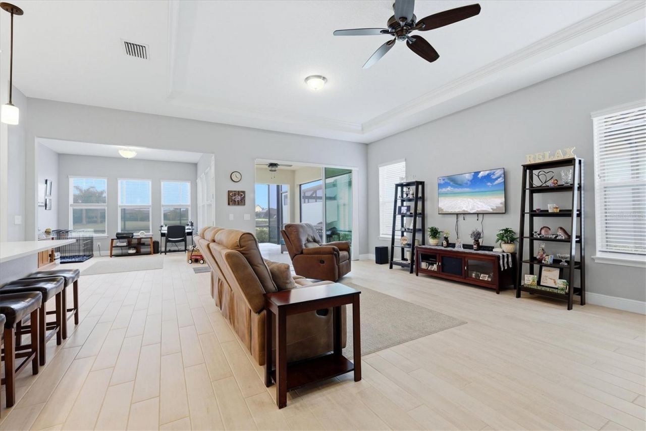 10018 Marbella Drive, Bradenton, FL 34211 Photo
