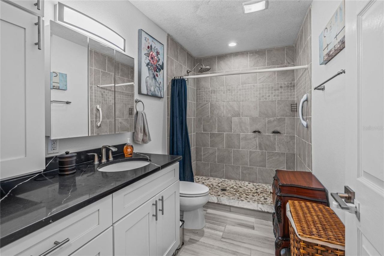 555 Ridge Boulevard, South Daytona, FL 32119 Photo