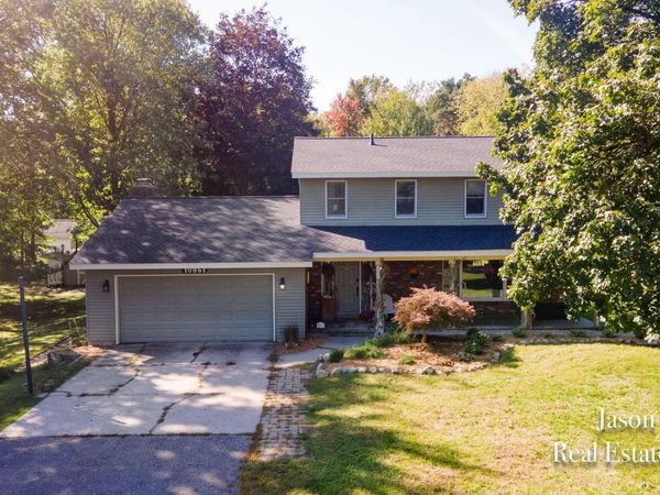 10861 68th Avenue, Allendale, MI 49401