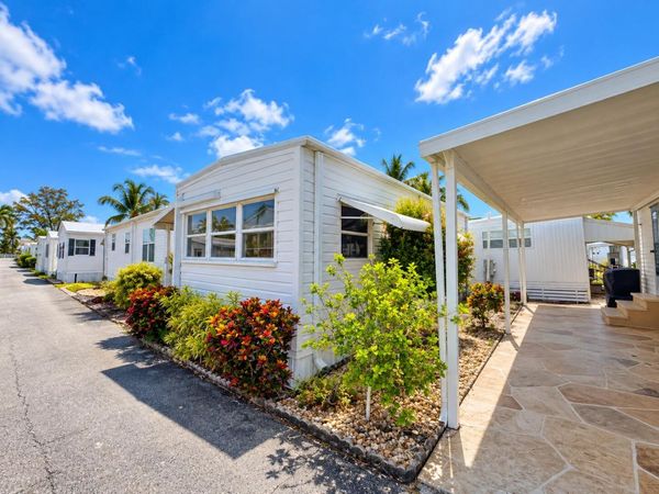 15 HIBISCUS Drive, Unit H, Briny Breezes, FL 33435