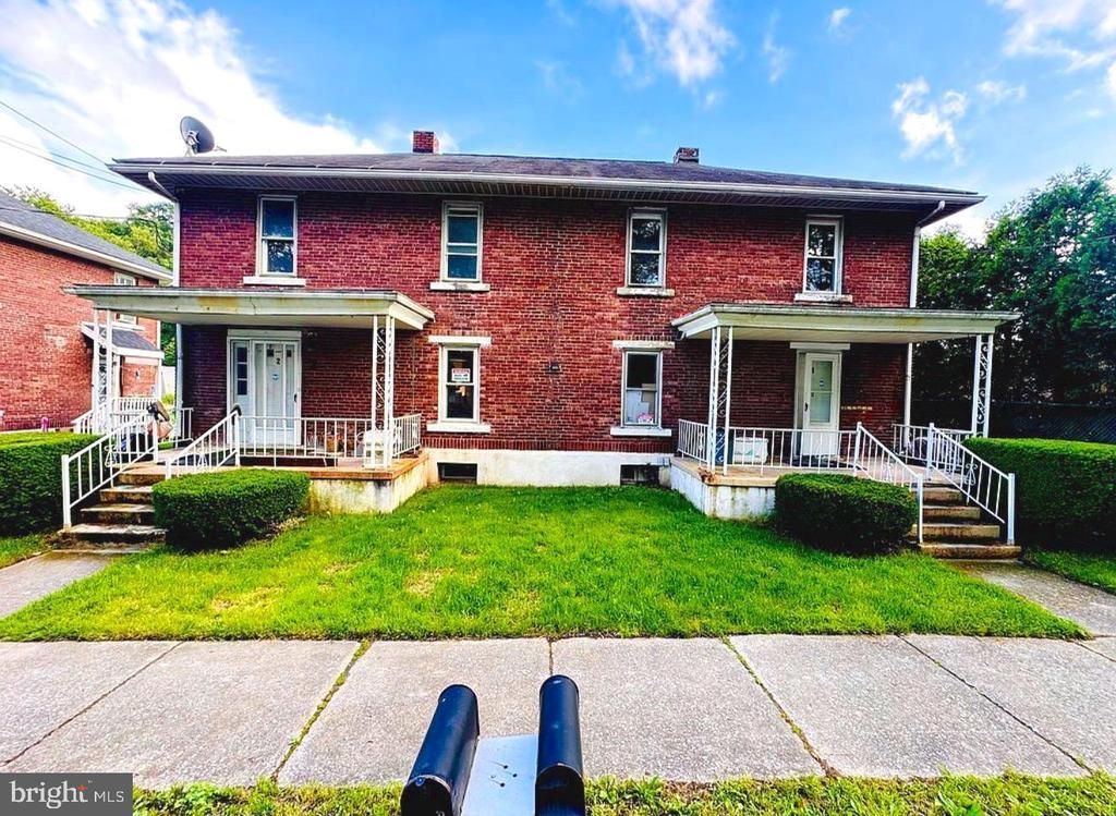 1-2 LOOMIS PARK RD, HANOVER TOWNSHIP, PA 18706