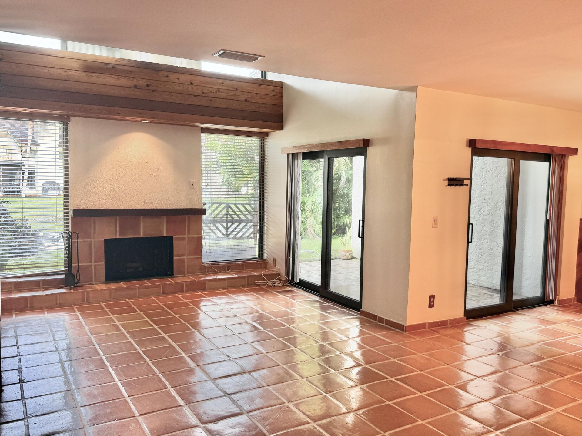 6069 Glendale Drive, Boca Raton, FL 33433 Photo