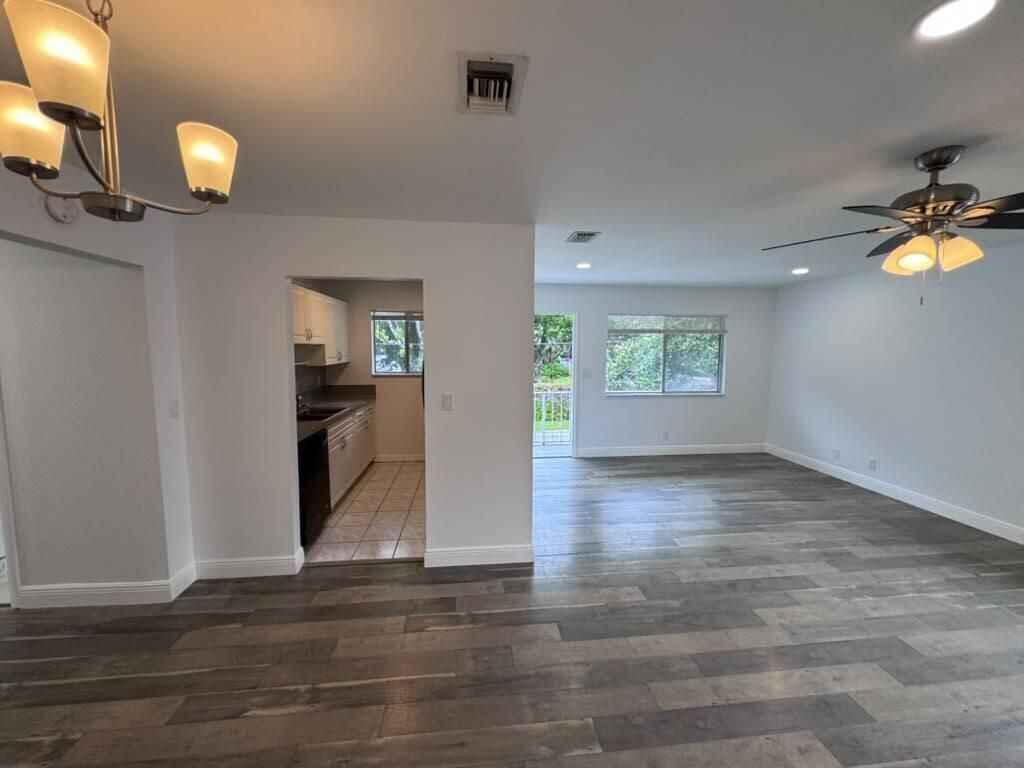808 W Tiffany Drive, Unit 4, Mangonia Park, FL 33407 Photo
