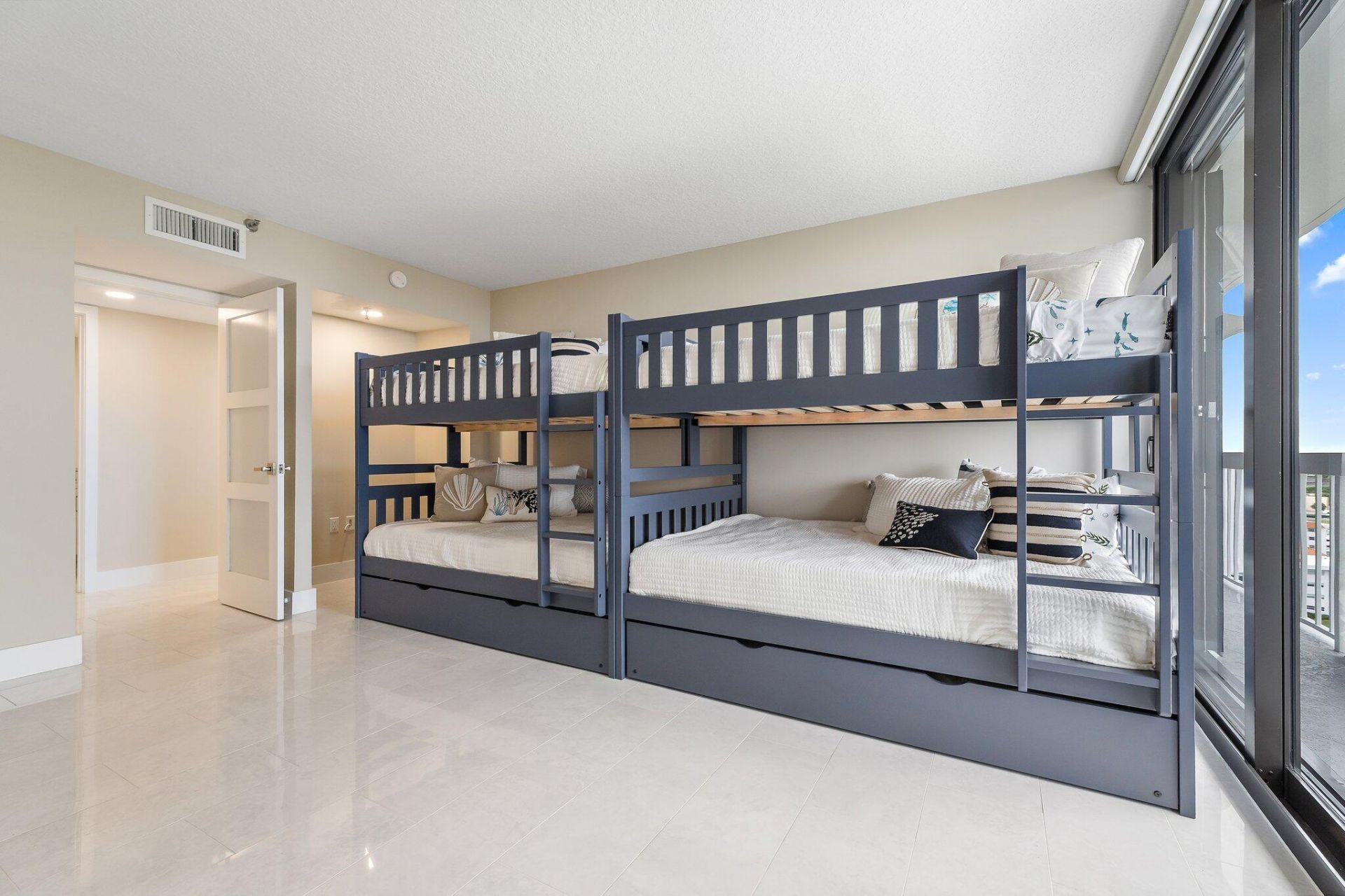 123 Lakeshore Drive, Unit 1544, North Palm Beach, FL 33408 Photo