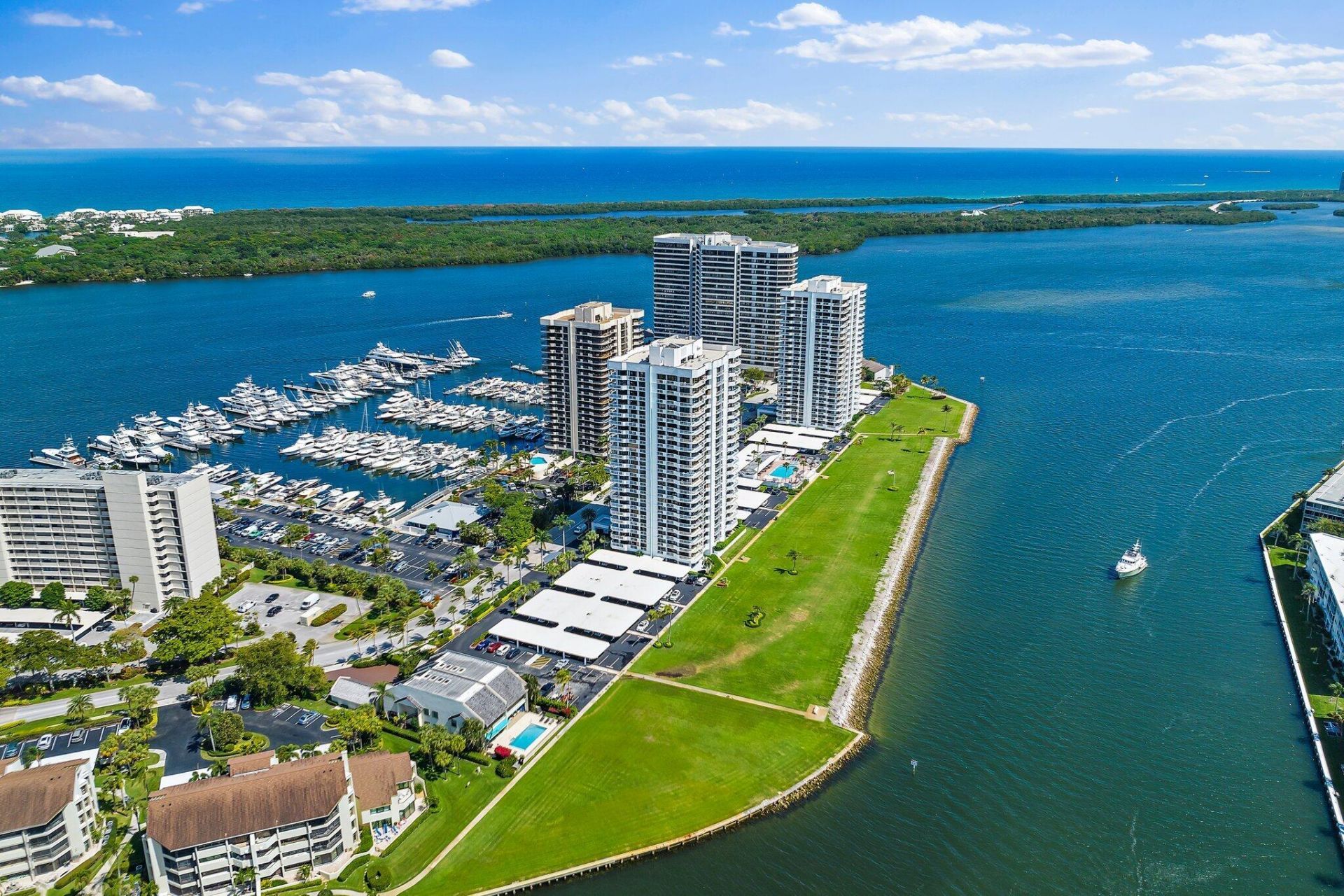 123 Lakeshore Drive, Unit 1544, North Palm Beach, FL 33408 Photo